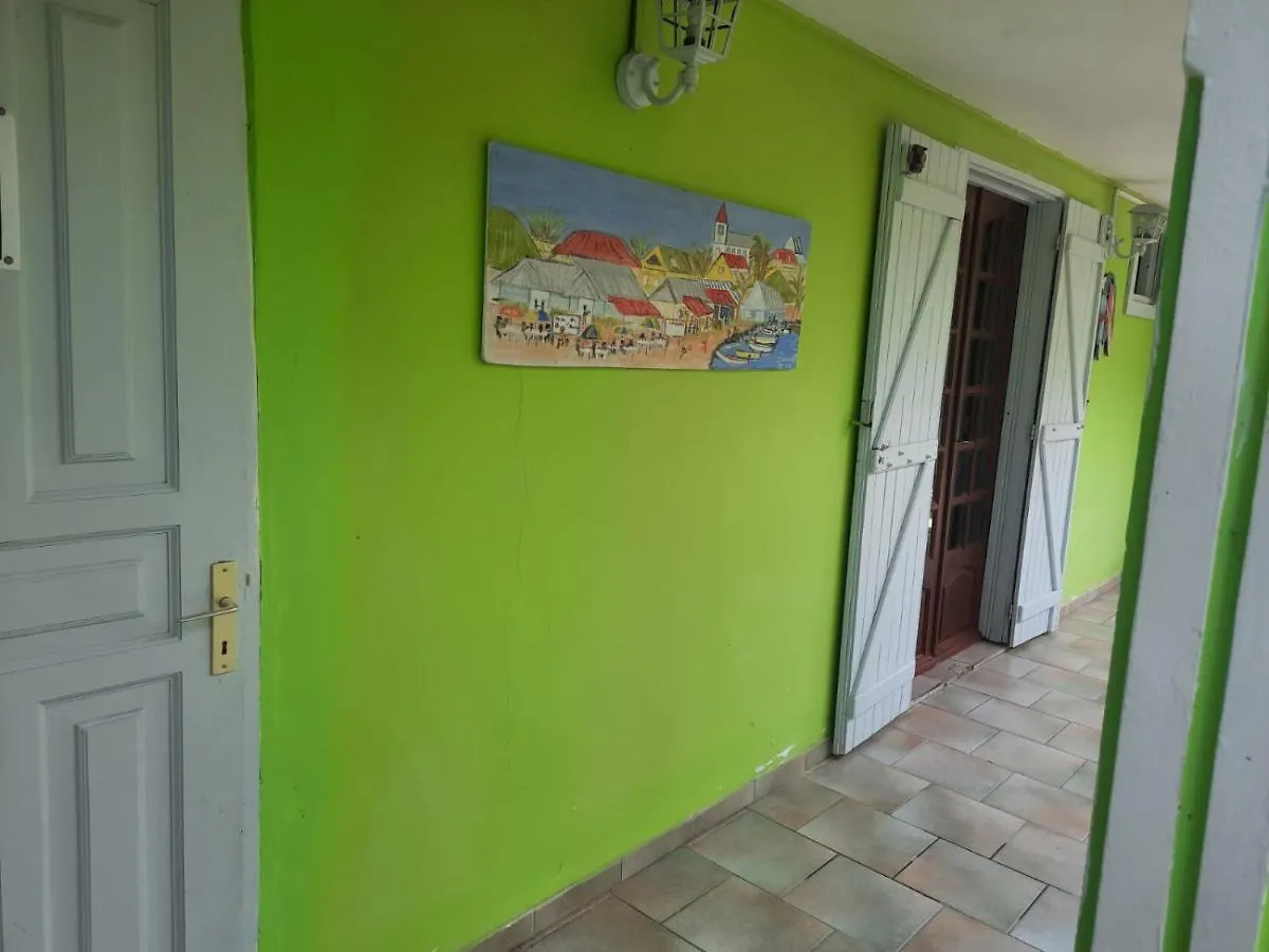 Appartement Le Jardin de Massieux à Bouillante