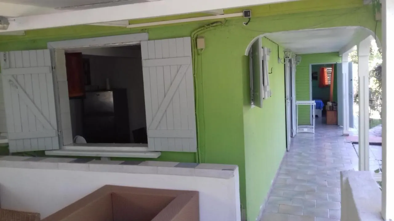 Appartement Le Jardin de Massieux à Bouillante